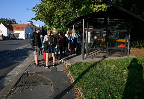 POJEĎTE S NÁMI NA ZÁPAD: DEN 1